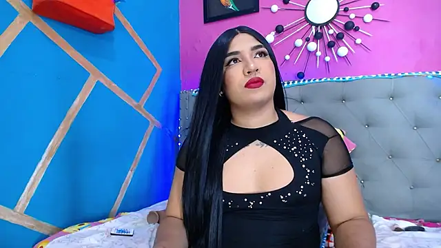 Snapshot of _Empera_ chatting on 5, 2, 2025 Empera online show from 5, 2, 2025