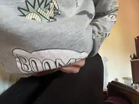 Snapshot of filipasantosx chatting on 9, 1, 2025 filipasantosx online show from 9, 1, 2025