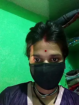 Hoty girl 143 online show from 17, 9, 2025