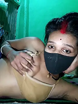 Hoty girl 143 online show from 11, 11, 2025