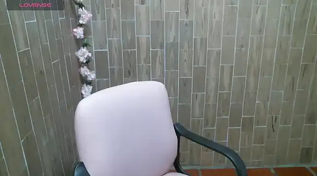 solyeria online show from 12, 12, 2024