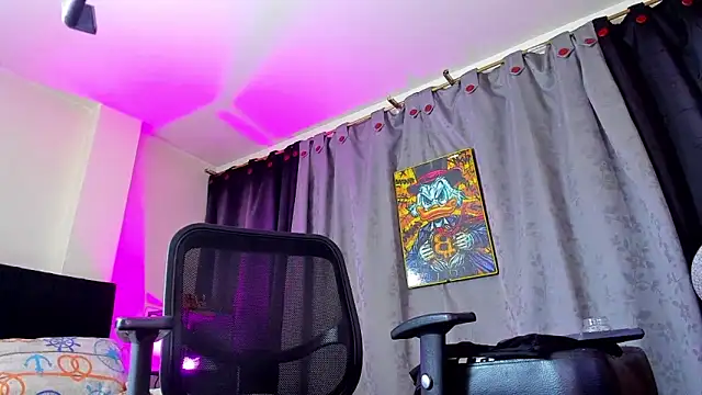 Giomar Reyes online show from 8, 3, 2026