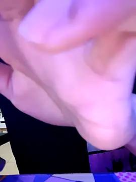 Snapshot of incubo-succubus chatting on 16, 3, 2025 incubo-succubus online show from 16, 3, 2025