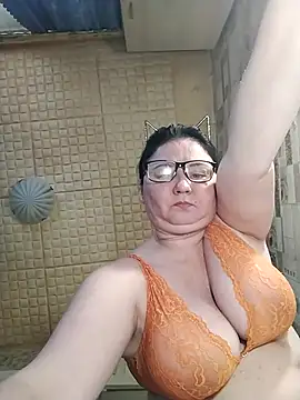 Holly-69 online show from 3, 4, 2026