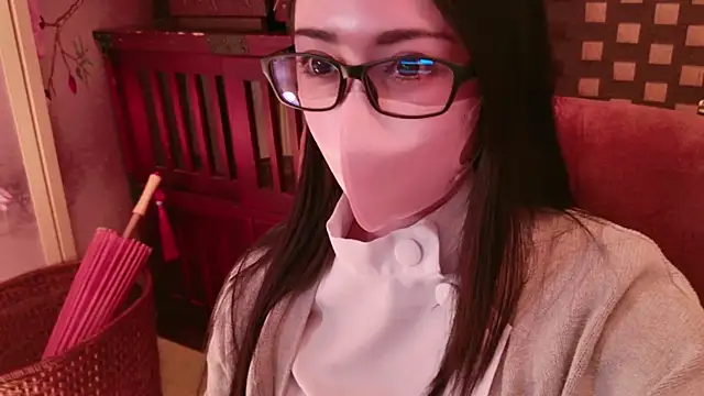 Snapshot of aya__me chatting on 10, 3, 2025 aya  me online show from 10, 3, 2025