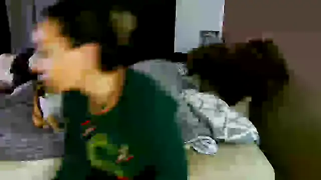 Snapshot of snowpanter chatting on 5, 2, 2025 snowpanter online show from 5, 2, 2025