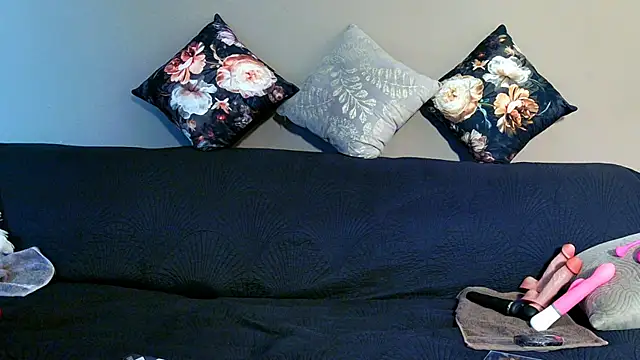 Snapshot of snowpanter chatting on 25, 10, 2025 snowpanter online show from 25, 10, 2025