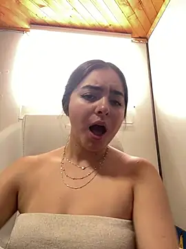 imlindapink online show from 7, 2, 2025