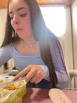 imlindapink online show from 15, 2, 2025