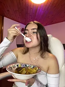 imlindapink online show from 3, 3, 2025