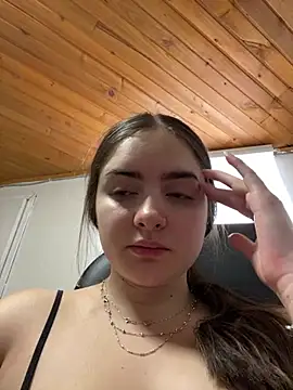 imlindapink online show from 9, 3, 2025