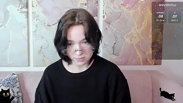 Snapshot of fiamoory chatting on 28, 5, 2026 fiamoory online show from 28, 5, 2026