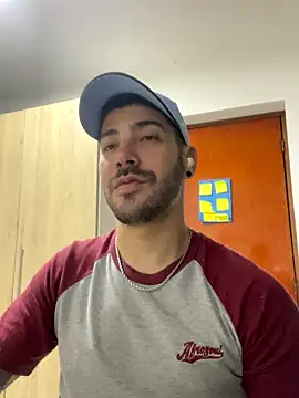Snapshot of Guyinthemountain chatting on 3, 10, 2025 Guyinthemountain online show from 3, 10, 2025