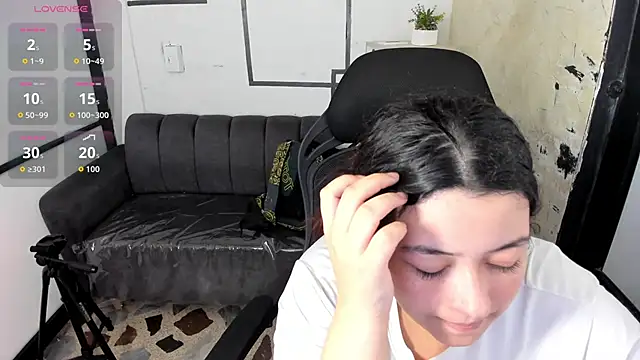 Snapshot of JulietaKane chatting on 9, 9, 2025 JulietaKane online show from 9, 9, 2025