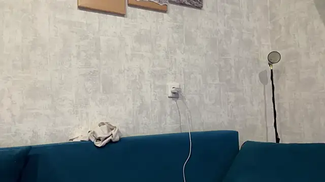 norakisses online show from 29, 12, 2024