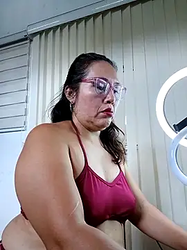 anniecoopeer online show from 26, 2, 2025