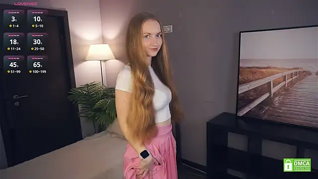 EsmaCarll online show from 1, 12, 2025