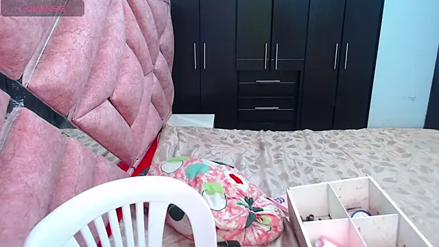 moan sex2 online show from 14, 4, 2026