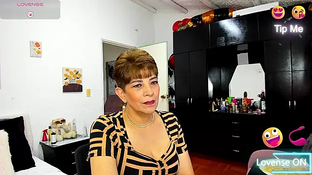 Snapshot of Angelina_Stone_65 chatting on 26, 2, 2026 Angelina Stone 65 online show from 26, 2, 2026