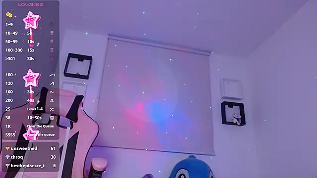 Snapshot of evie_cloud chatting on 19, 12, 2024 evie cloud online show from 19, 12, 2024