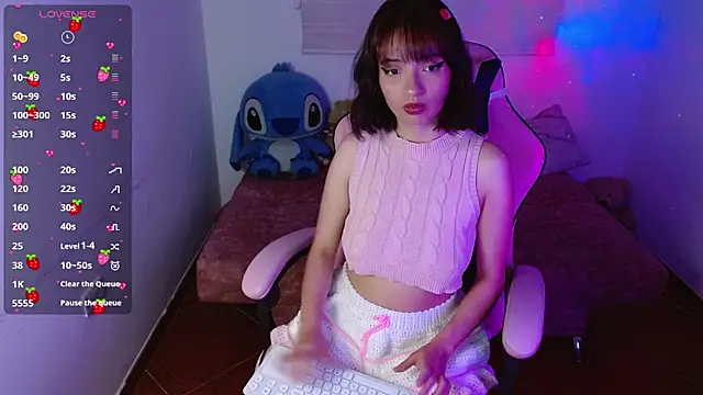 Snapshot of evie_cloud chatting on 14, 2, 2025 evie cloud online show from 14, 2, 2025