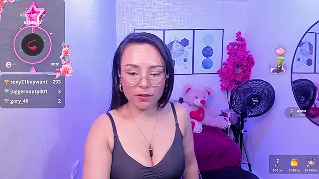 Snapshot of Tiara_rr chatting on 7, 12, 2024 Tiara rr online show from 7, 12, 2024