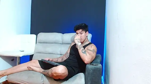 JUSTIN FULLER1 online show from 26, 3, 2026