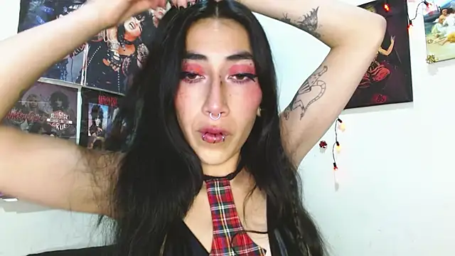 Asterothxznikki online show from 23, 12, 2024