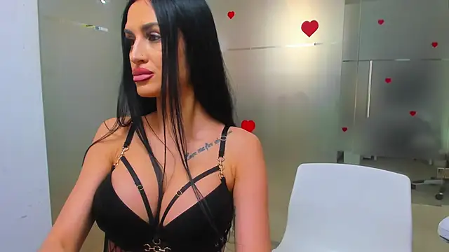 Snapshot of Queenrafaella chatting on 23, 4, 2026 Queenrafaella online show from 23, 4, 2026
