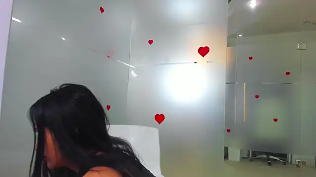 Snapshot of Queenrafaella chatting on 15, 5, 2026 Queenrafaella online show from 15, 5, 2026