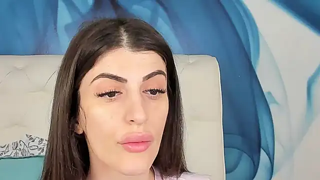 SkinnyDolly online show from 21, 12, 2025