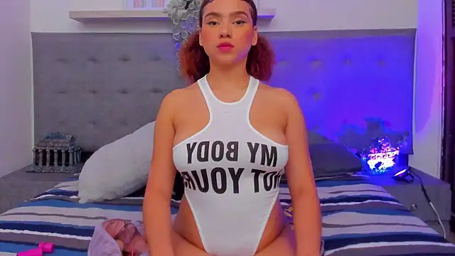 JulianaWaldo online show from 19, 11, 2025