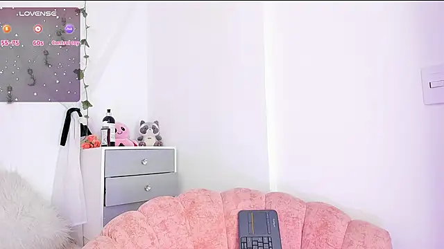 Sara Kurt online show from 8, 1, 2025