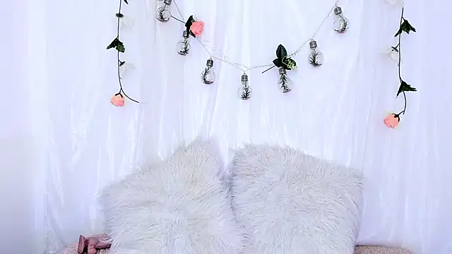 Sara Kurt online show from 21, 2, 2025