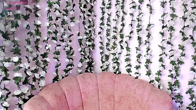 Sara Kurt online show from 2, 10, 2025