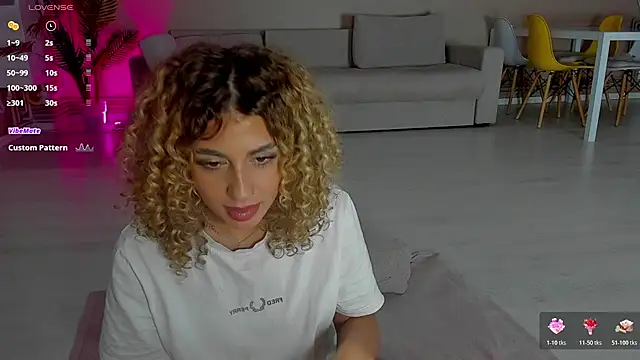 CurlyAnt0 online show from 14, 11, 2025