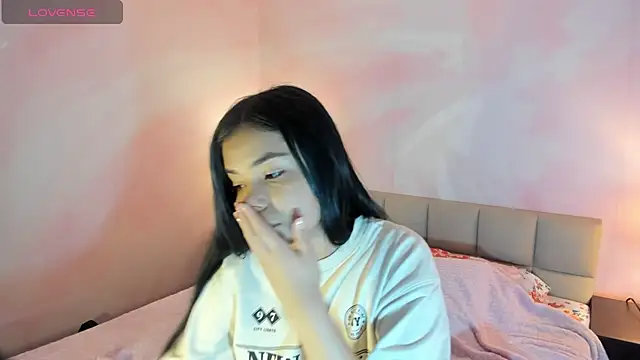 AuroraFiore online show from 15, 3, 2025