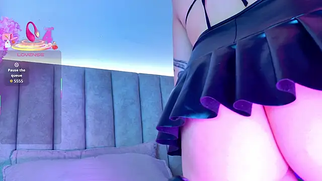 Doyeon Dae online show from 18, 9, 2025