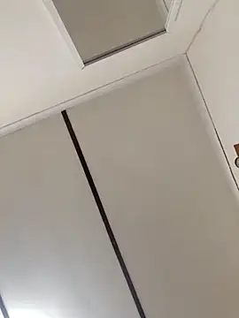 Snapshot of contagiousqueen chatting on 16, 4, 2026 contagiousqueen online show from 16, 4, 2026