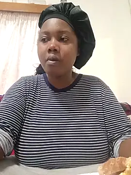 Snapshot of contagiousqueen chatting on 30, 4, 2026 contagiousqueen online show from 30, 4, 2026