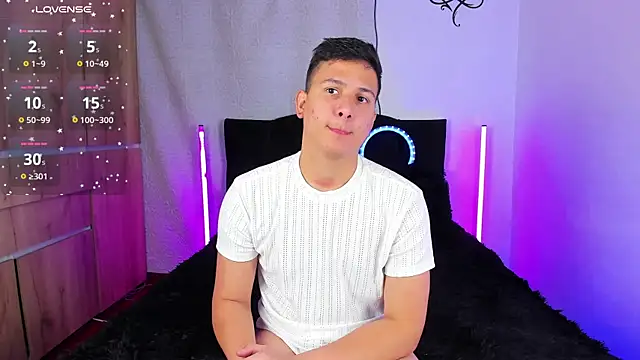 Snapshot of ANDREZALVAREZ chatting on 17, 1, 2026 ANDREZALVAREZ online show from 17, 1, 2026