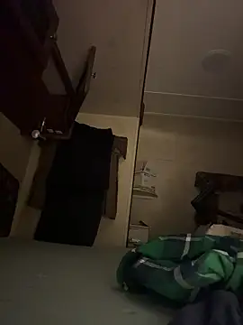 Snapshot of devinshd chatting on 24, 10, 2025 devinshd online show from 24, 10, 2025