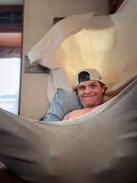 Snapshot of devinshd chatting on 2, 3, 2026 devinshd online show from 2, 3, 2026