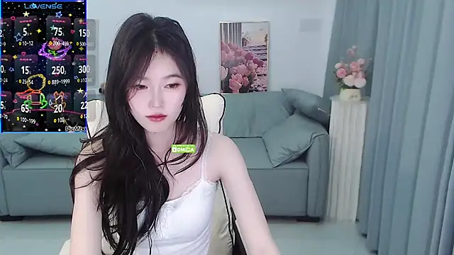 Snapshot of YiJin-a chatting on 12, 2, 2025 YiJin-a online show from 12, 2, 2025
