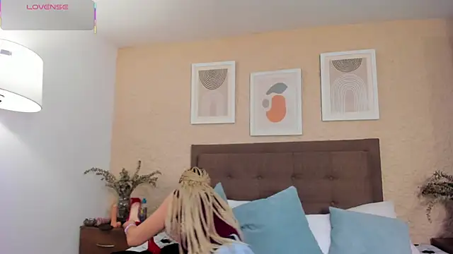 CarolinaGlamour online show from 23, 9, 2025