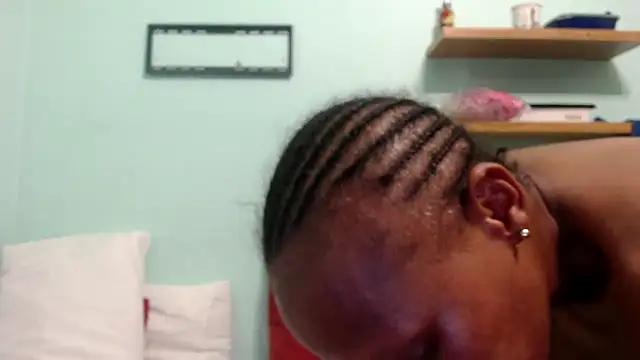 Snapshot of MistressShirleyx chatting on 15, 2, 2025 MistressShirleyx online show from 15, 2, 2025