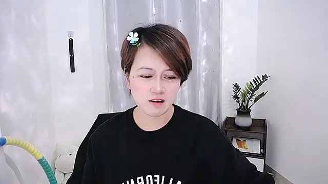 Snapshot of Fan_ting chatting on 23, 2, 2025 Fan ting online show from 23, 2, 2025