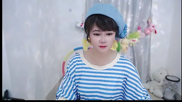 Snapshot of Fan_ting chatting on 7, 10, 2025 Fan ting online show from 7, 10, 2025