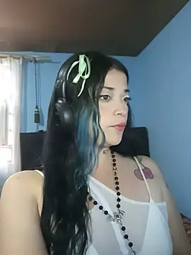 Elvishcassie  online show from 21, 5, 2026