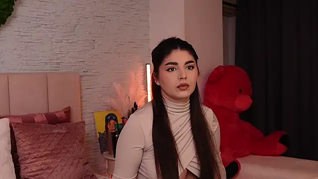 Snapshot of RachelSwaan chatting on 5, 2, 2025 RachelSwaan online show from 5, 2, 2025